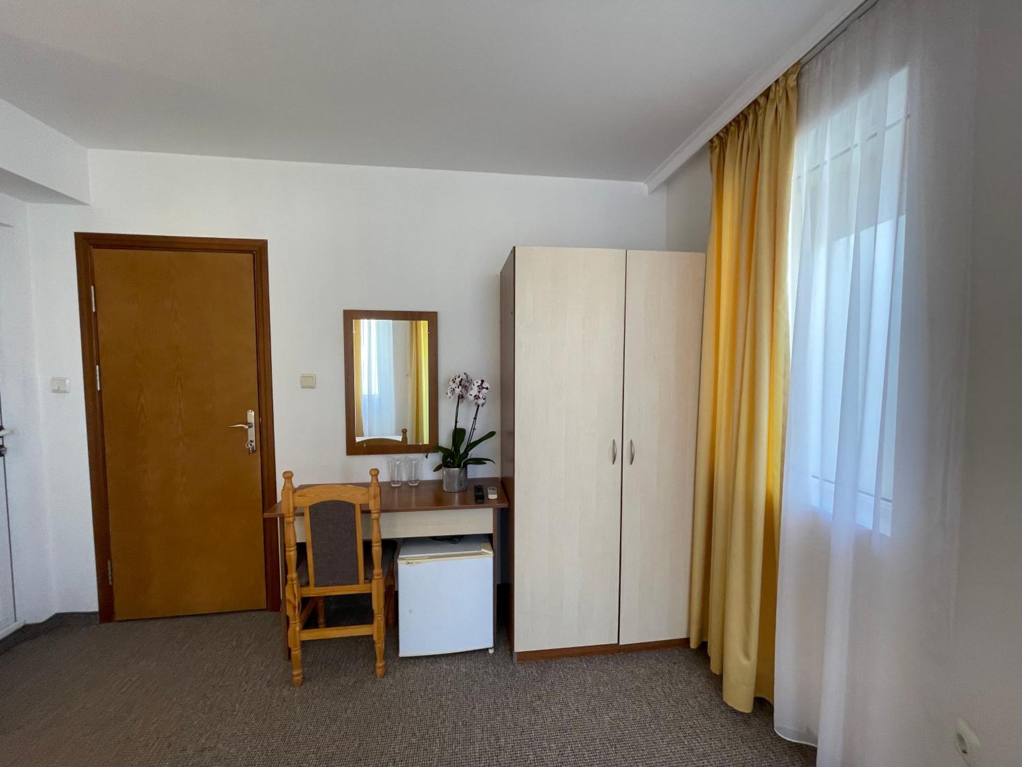 Alatoni Beach Hotel 索佐波尔 外观 照片